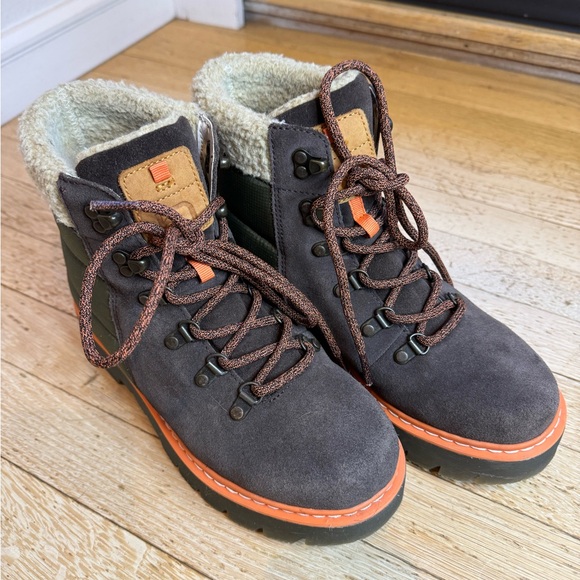 BOGO! Kari Traa ’Ferde’ quilted/suede bootss - Picture 6 of 12